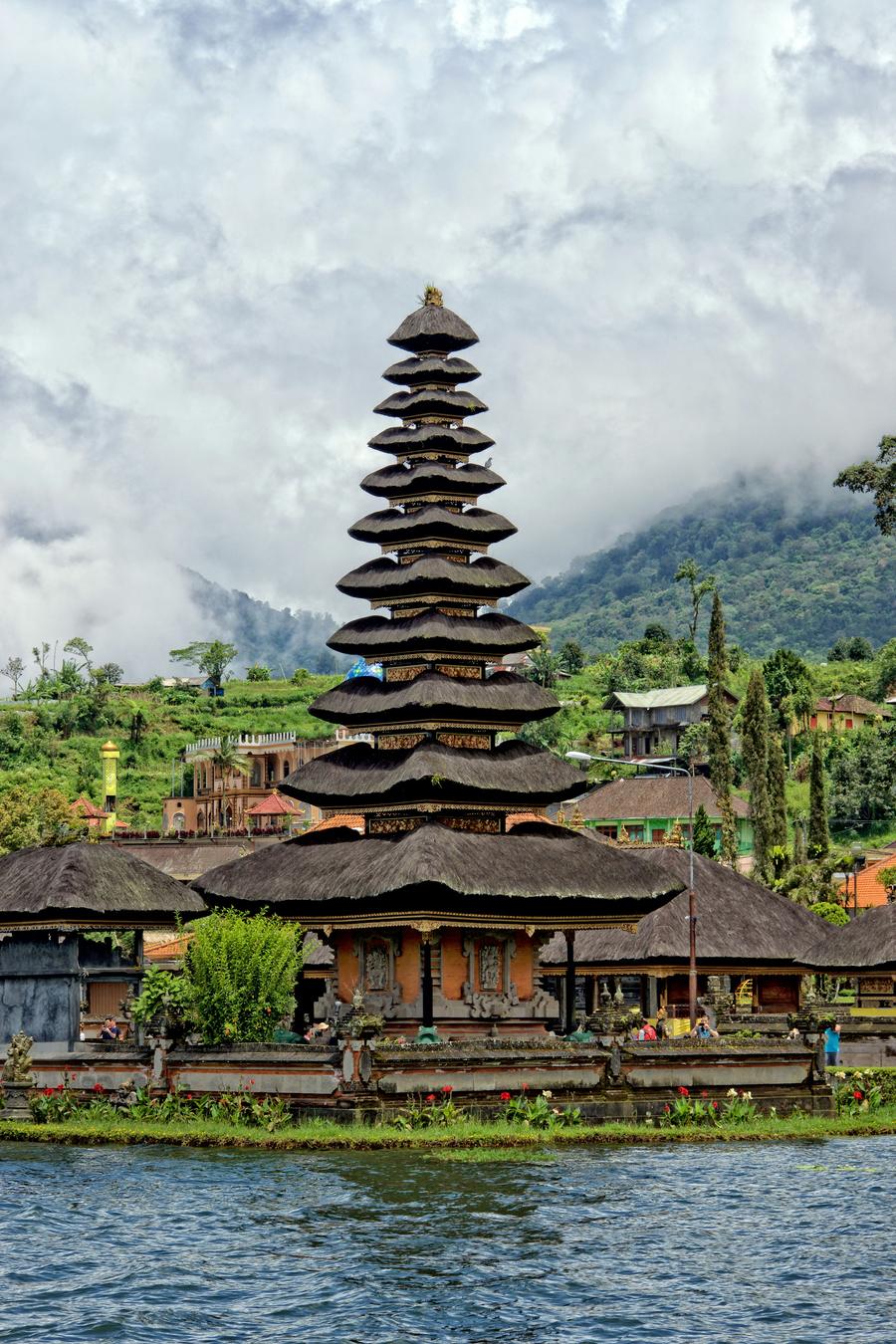 Pura Ulun Danu Beratan water temple in Bali