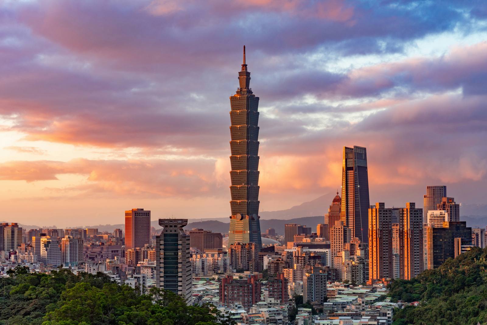 Taipei 101 and the Taipei skyline at sunset